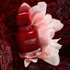 L'Interdit Rouge Ultime><noscript><img width=