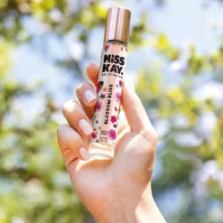 Blossom Bliss><noscript><img width=